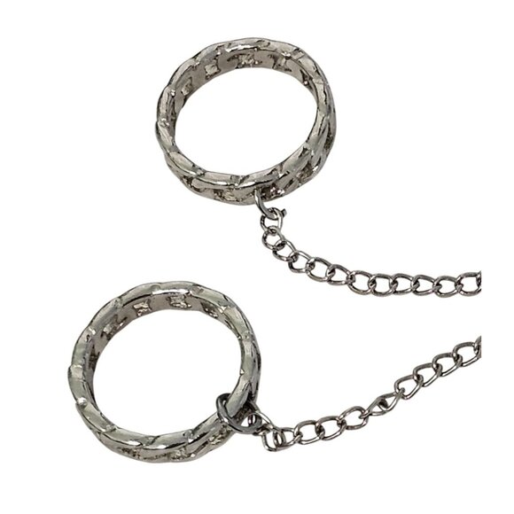 Silver-Tone Double Ring (size 8) Chain Finger Bracelet 7" Polished Metal Links - Picture 6 of 8